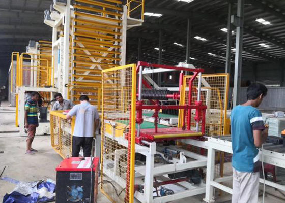 مجفف الطوب الطيني نظام تحميل وتفريغ آلي آلة آلية معتمدة ISO9001