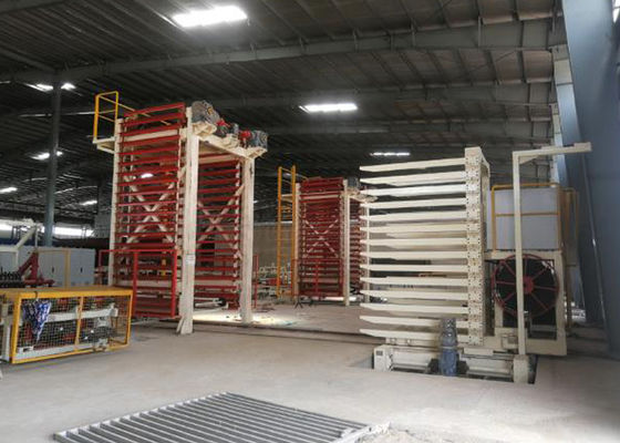 نظام تحميل وتفريغ الطوب الطيني أوتوماتيكي بالكامل لآلة تجفيف الطوب