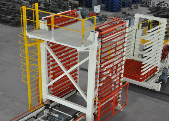 آلة نظام التحميل والتفريغ الأوتوماتيكي الكامل للمواد لخط إنتاج الطوب