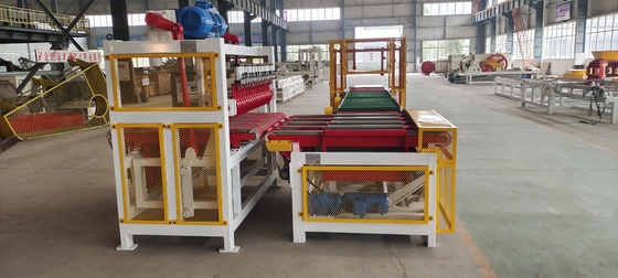معدات قطع مصنع الطوب الخشبي بقدرة طاقة 7.5kw 0.55kw وقطع دقيق