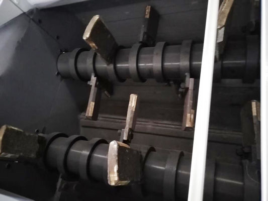 قدرة معدات خلط مصنع تصنيع الطوب الطيني 120 طن في الساعة خلاط بثق مزدوج المحور من BBT