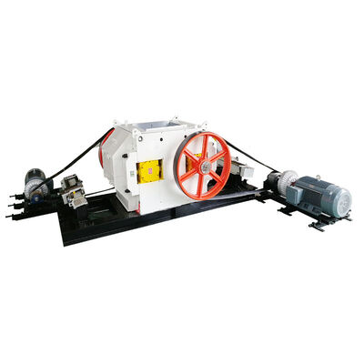 BBT توريد تصميم جديد لآلة تكسير الطوب الطيني كسارة الأسطوانة مطحنة دقيقة لمشروع صنع الطوب التلقائي