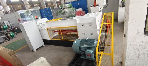 خط إنتاج الطوب الأوتوماتيكي بالكامل المخصص آلة تصنيع الطوب الطيني / آلة بثق الطين الأوتوماتيكية القابلة للتخصيص