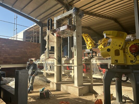 نظام تفريغ وتغليف الطوب المحترق الأوتوماتيكي بالكامل BBT